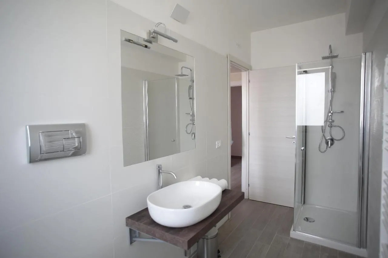 فندق مبيت وإفطار بالاتسولو أكريدي Sud Est Guest House إيطاليا