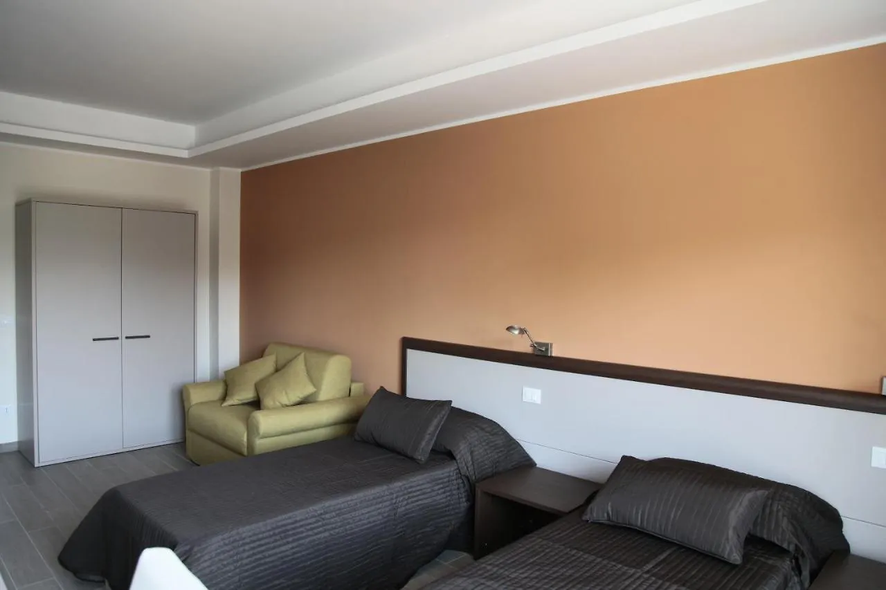 بالاتسولو أكريدي Sud Est Guest House إيطاليا